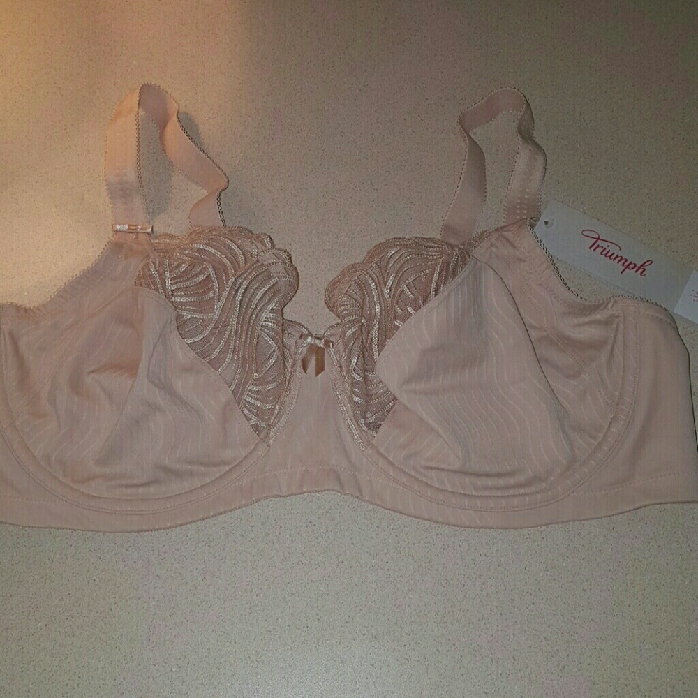 NEW Nude Bra 44C